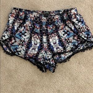 Express fabric shorts